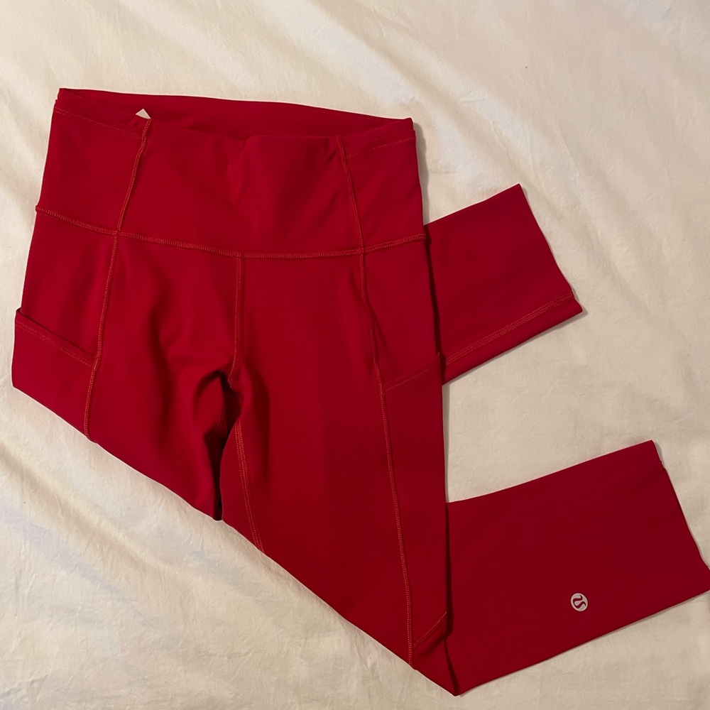 NWOT- Lululemon High Rise Fast and Free 19” - Picture 3 of 7